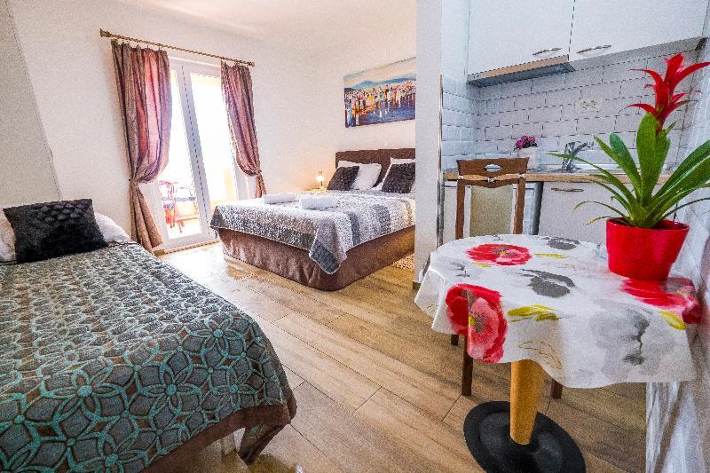 Sunset Apartma